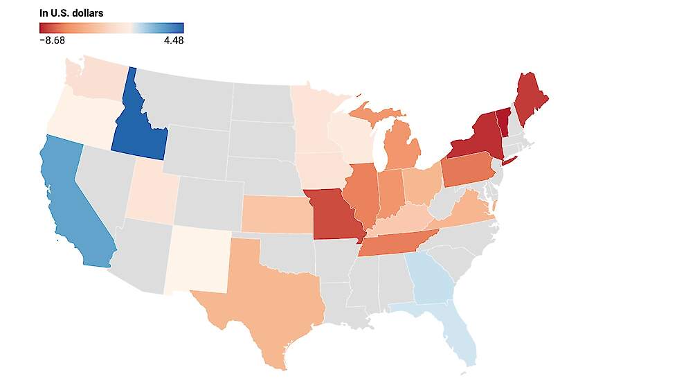 Kaart van de Verenigde Staten. In de blauwe staten kunnen boeren gemiddeld rendabel melken; de opbrengsten zijn voldoende om de kosten te dekken. In de rode staten is het andersom. Hoe roder de kleur van de staat, hoe groter het gat tussen kosten en opbre