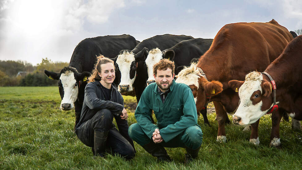 Hij staat ermee op en gaat ermee naar bed. Het runnen van een biologisch blaarkoppenbedrijf wordt Rogier Kaatee niet makkelijk gemaakt.