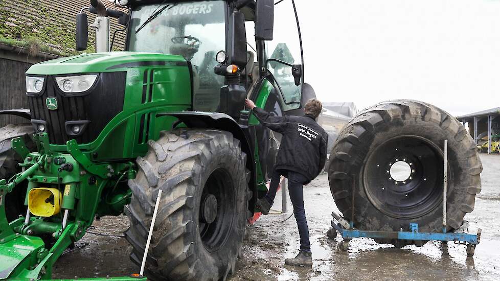 Myron Jochem legde tijdens de maïsoogst ruim 4.400 kilometer af. Een record. Hij won daarmee voor 5 hectare aan maïszaad.