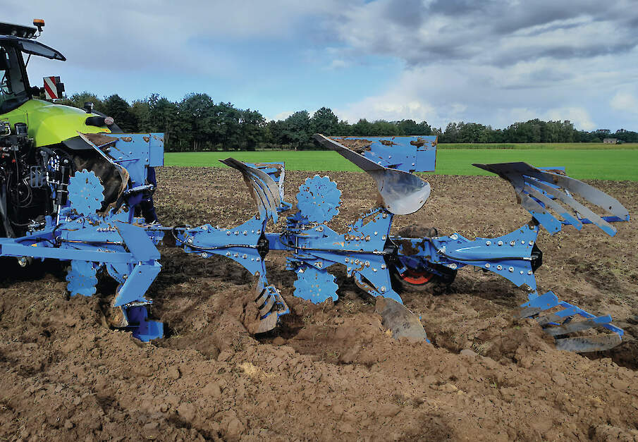 ZALF-ploeg van Lemken met risters met ongelijke afmetingen