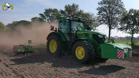 Amazone Catros 6003-2 met X-cutter schijven en snijringwals