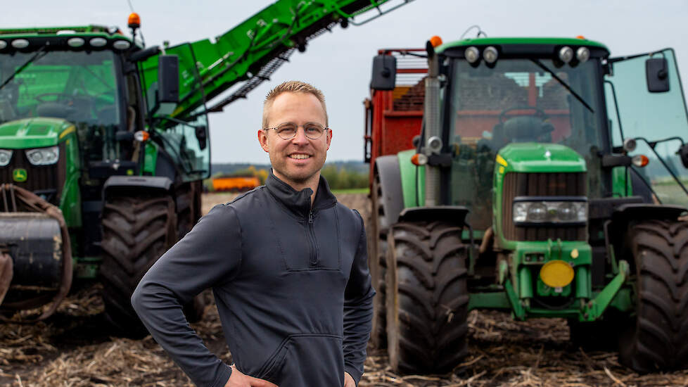 Jeroen Trip bouwde in Nieuw-Buinen (DR) een moderne nieuwe stal voor 38.000 vrije-uitloophennen.