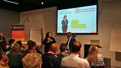 Caroline van der Plas was afgelopen maandagavond 17 maart te gast op de algemene ledenvergadering van de NVP in Barneveld.