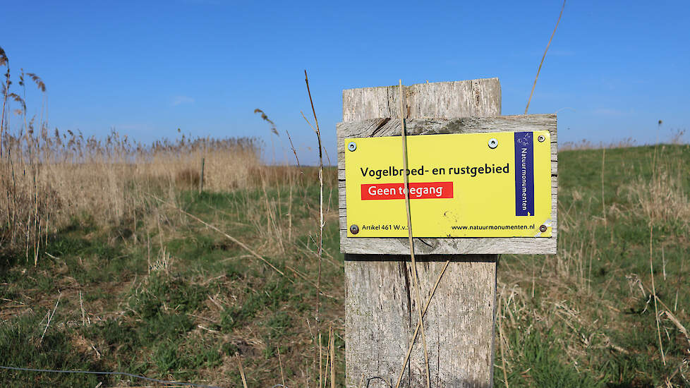 Gedeputeerde Egbert van Dijk (inzet) wil meer inspraakmomenten voor belanghebbenden rondom het Fochteloërveen.