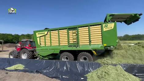 Krone RX 400 GL kortsnijwagen bij Saanenhof in Heeze