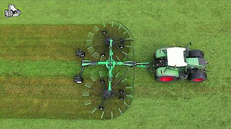Graslanddemo met SaMASZ en Fliegl