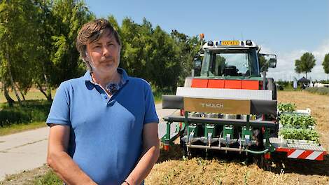 Sander Bernaerts bij de Mulchtec op de Biovelddag