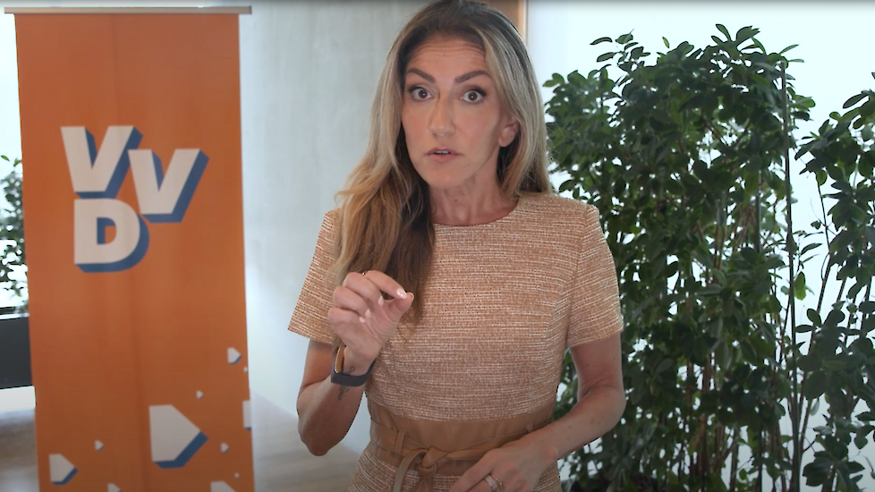 VVD-lijsttrekker Dilan Yeşilgöz presenteert het verkiezingsprogramma.