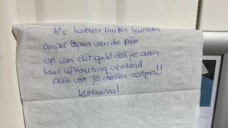 De gewraakte tekst op een stukje keukenrol.