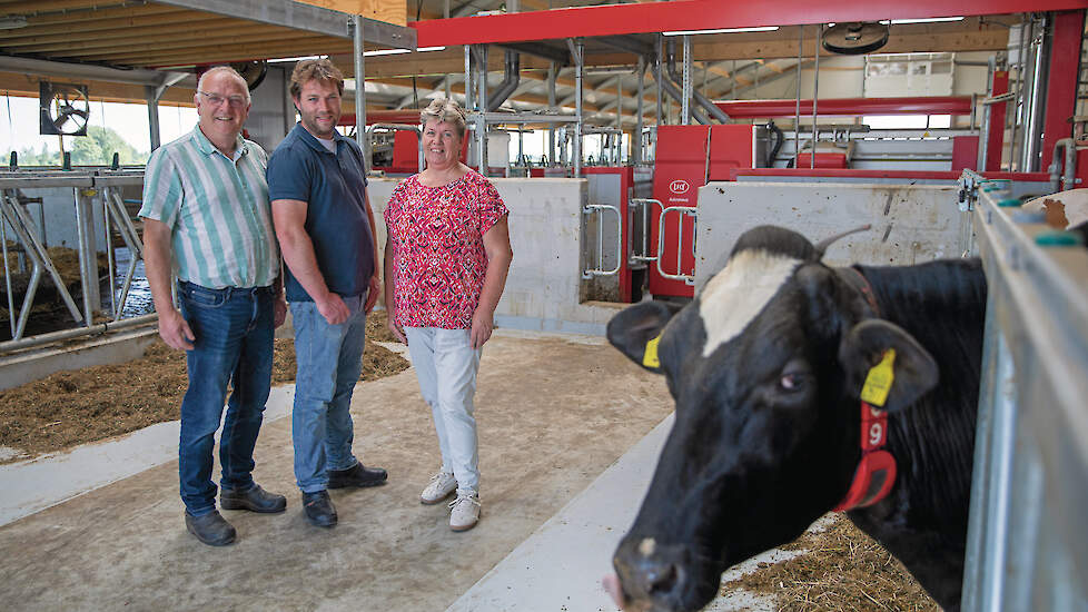 Martjan, Gertjan en Jeanne Snoek houden zaterdag 6 september een open dag op hun bedrijf.