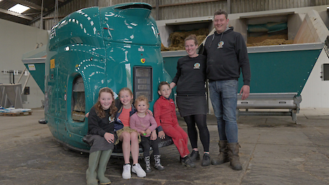 Familie Van Harten bij DairyFeed F4500