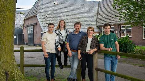 Familie Lubbersen is de trotse winnaar van de titel Het Sterkste Erf 2024.
