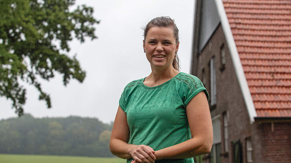 Francis keerde terug naar de boerderij waar ze opgroeide. Samen met Ruud ontdekte ze dat boeren vooral ook heel leuk kan zijn.