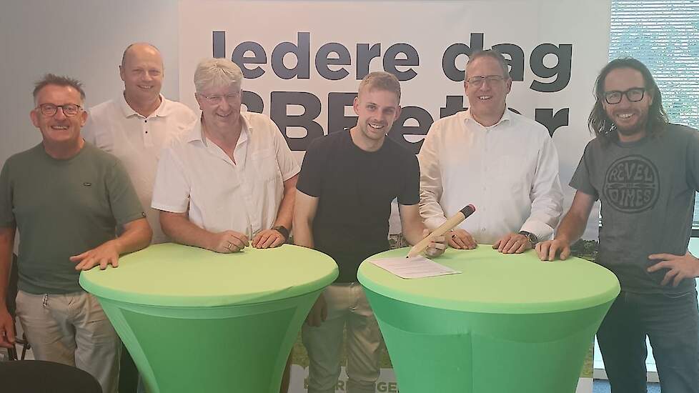 Vlnr: Bertie Bosker, Alfred Wopereis, Erik Stegink, Barend Vos, Klaas-Jan de Ruiter en Bram ten Have.
