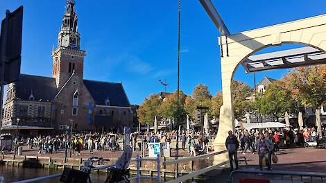 Drukte in het centrum van Alkmaar tijdens de Landbouwdag.