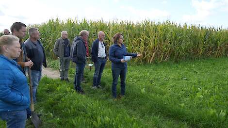Rondleiding door Geertje Enting op Kringloopbedrijf Nieuw Altinge.