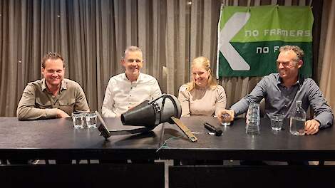 Het ondernemerspanel met v.l.n.r. Ivan Borst, Jeroen de Schutter, Iris Huisman en Bram Francis.