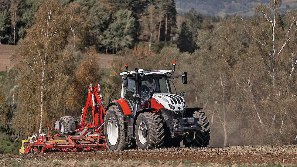 Wat zijn de nieuwste trekkers? En welke werktuigen zijn net op de markt gekomen? In Merkpartners zet Trekkerweb de nieuwste technologie van haar partners op een rij.