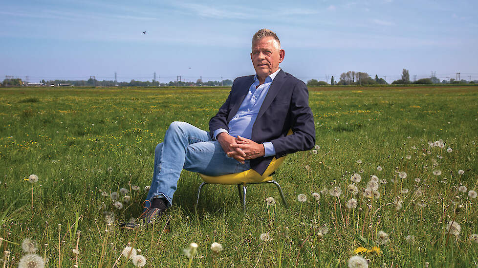 De agrarische sector balanceert op een dun lijntje. Terwijl in Den Haag de formatiegesprekken stroperig op gang lijken te komen, kijken duizenden boeren gespannen toe: wordt het een coalitie mét JA21 of schuift GroenLinks/PvdA aan tafel?