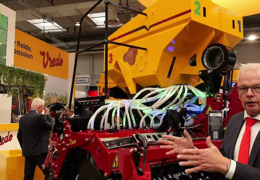 Doorzaai en bemestingstechniek nader bekeken bij Vredo  Agritechnica 2025