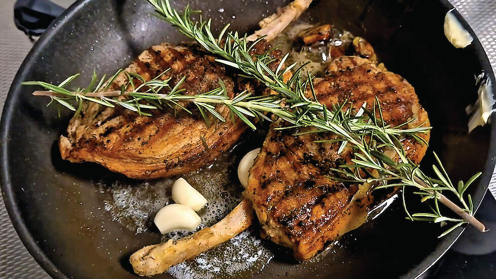 Voor diegenen die niet weten wat ze tijdens deze feestdagen moeten koken heeft Pig Business een heerlijk idee uit de eigen varkenskeuken: de Tomapork.