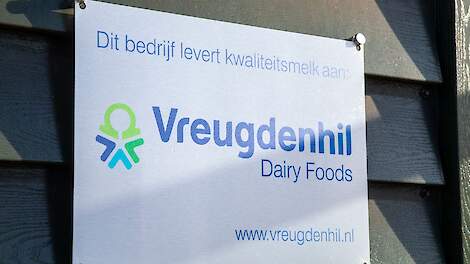 Bedrijfsbord van Vreugdenhil Dairy Foods