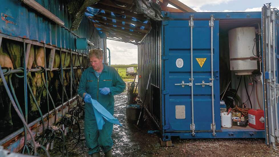 Deze foto&rsquo;s zijn van 16 september. Rutger Hennipman heeft &rsquo;s ochtends om zes uur de eerste ronde koeien in de stal staan.