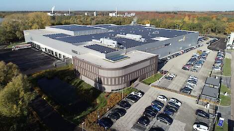 De hoofdvestiging van de Van Loon Group staat in Son.