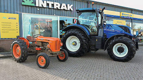 De Fiat, het merk waar het ooit mee begon, naast de nieuwste New Holland T7.245.
