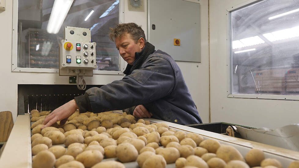 Coen Jansen in de leeskamer