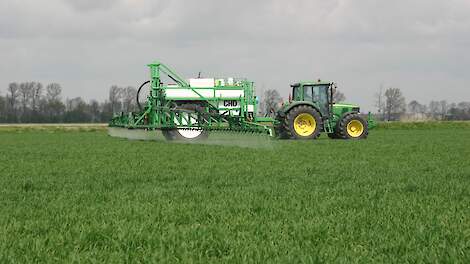 Voor elk tarweperceel een passend voorjaarsherbicide