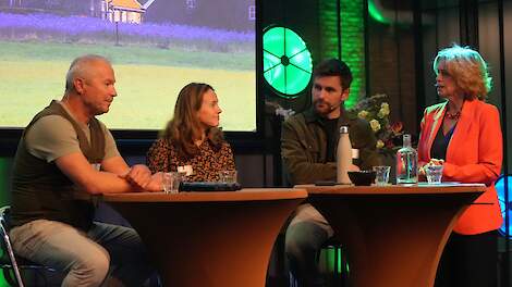 Arjen van Buuren, Ilse van Dijl, Job de Pater en Inge Diepman bij het slotgesprek van de Nationale Bodemtop 2026.