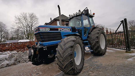 De afgelopen maand hebben weer veel trekkers en werktuigen de revue gepasseerd. Tijdens demodagen, ploegwedstrijden, oogsten, rooien en meer kwamen weer fantastische combinaties in acties