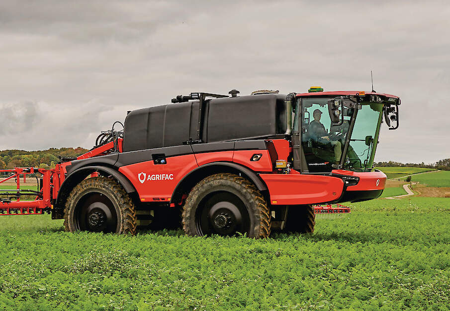 De nieuwe Vanguard 67 aan het werk in de Limburgse heuvels.