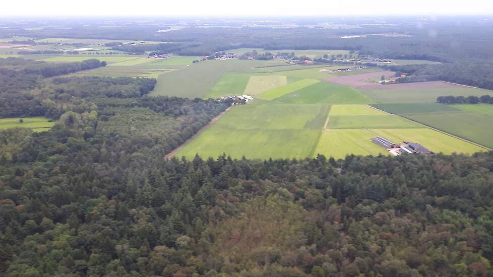 Luchtfoto, genomen boven een stukje Brabant.