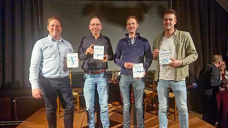 V.l.n.r. de VK-Oost kampioenen: Andr&eacute; de Groot, Mark Ormel, Jeroen Beker en Boudewijn Krabben.