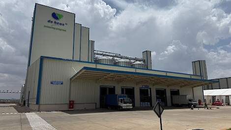 De nieuwe voerfabriek van De Heus in Kenia kan per jaar 240.000 ton voer produceren voor varkens, pluimvee en rundvee.