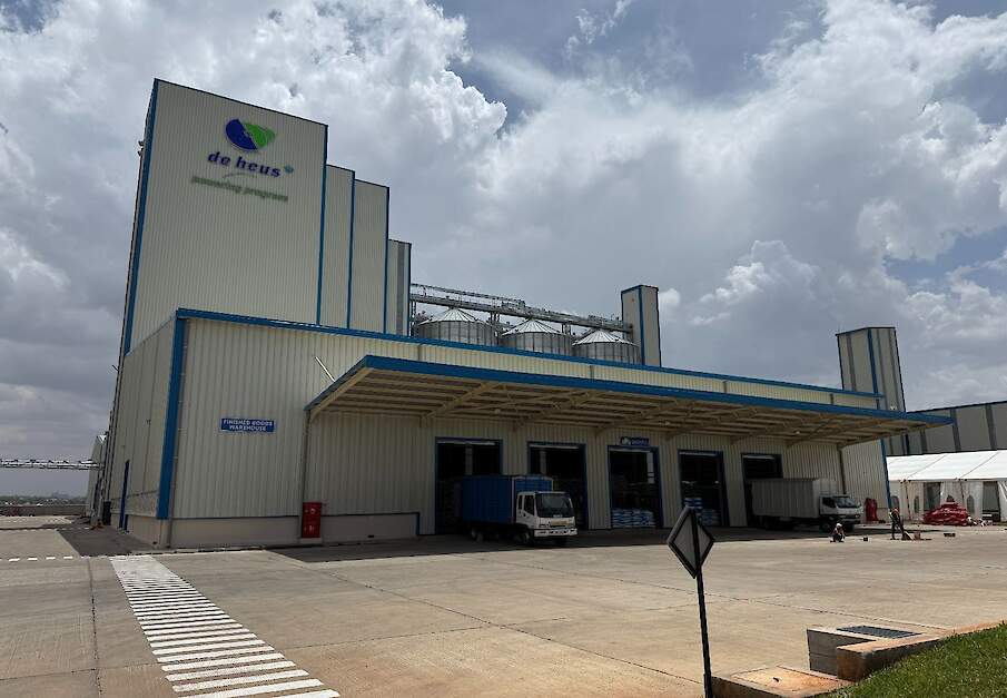 De nieuwe voerfabriek van De Heus in Kenia kan per jaar 240.000 ton voer produceren voor varkens, pluimvee en rundvee.