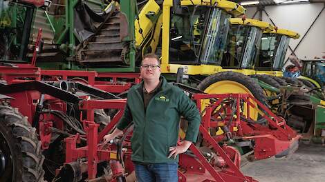 Frank van Dun runt samen met zijn drie broers, zijn zus en zijn beide ouders een loonbedrijf met drie locaties in Flevoland.