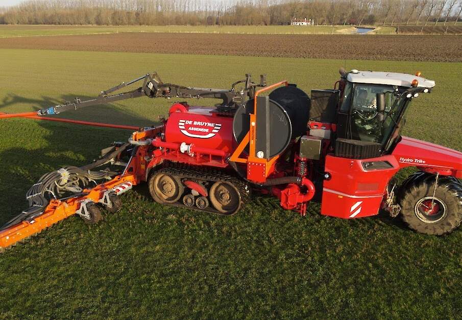 Vervaet Track Trike aan het sleepslangen