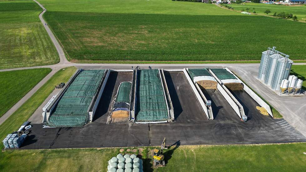 Sleufsilo minder voerderwaardeverlies door betere verdichting