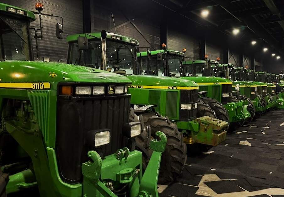 John Deere trekkers arriveren bij model- en oldtimer-spektakel in Hardenberg