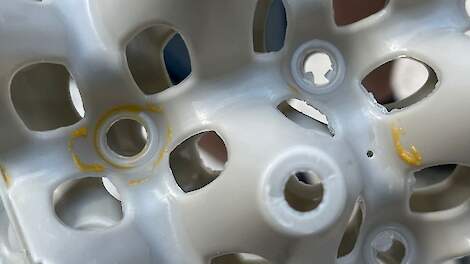 Vuile eiertrays zijn &eacute;&eacute;n van de mogelijke oorzaken van verspreiding van Salmonella Enteritidis in de legsector. Beeld ter illustratie.