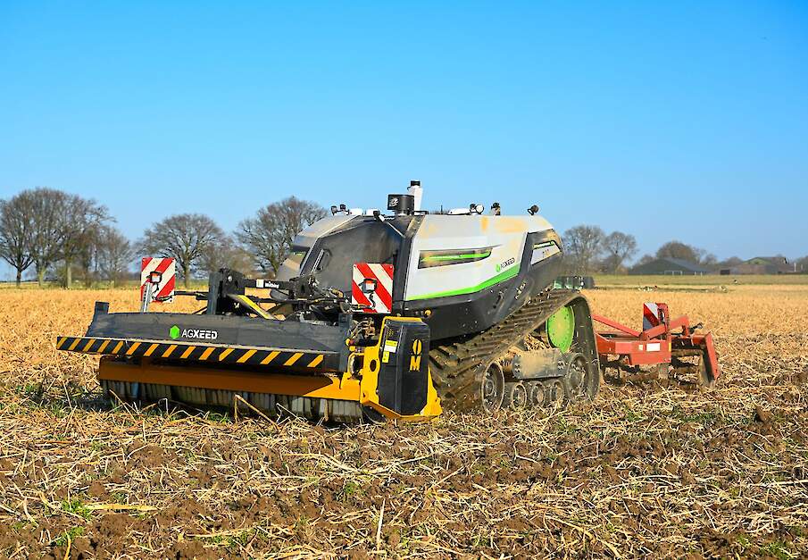AgXeed Agbot robot Steinbusch klepel cultivator