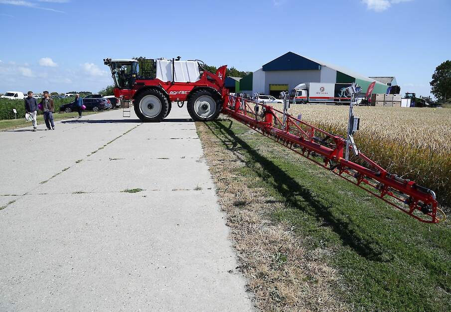 Innovatieve technieken met camera's en spotsprayen moet sector helpen.