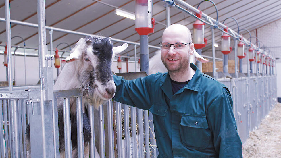 Dirk Keijzers in de nieuwe dekstal in Liessel.