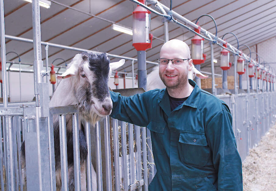 Dirk Keijzers in de nieuwe dekstal in Liessel.