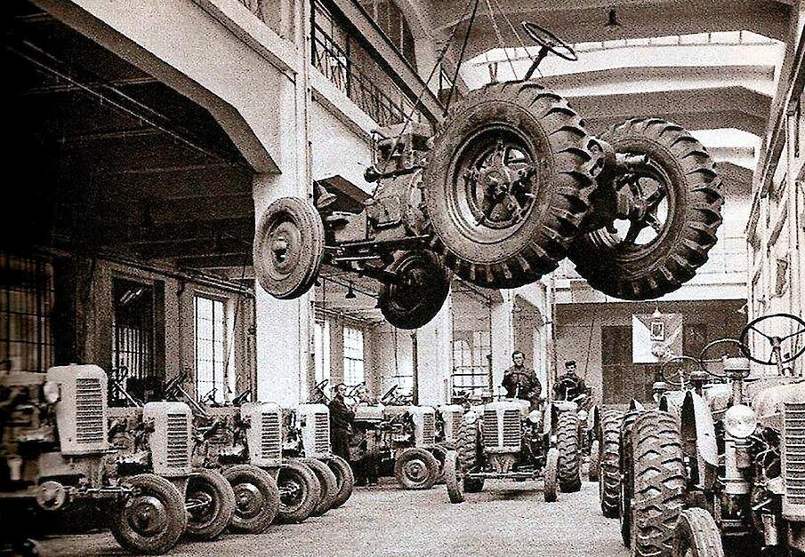Trekkerweb zet nieuwe machines op een rij, van Zetor-jubileum tot Bergmann-strooiers en de Totalrol landrol voor bouwland.