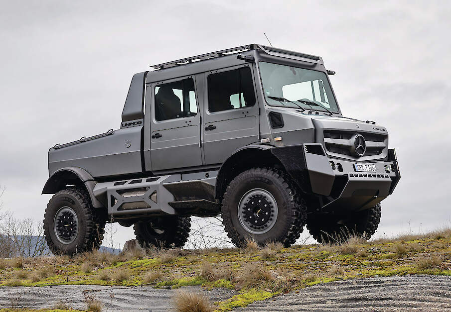 In het matgrijs oogt de Unimog stoer. Hellgeth Engineering is er in geslaagd de robuustheid van het ontwerp overeind te houden.