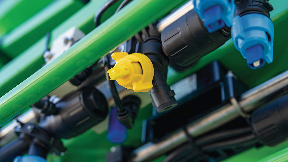 Een kantdop is sinds 2024 verplicht langs alle perceel- en gewasgrenzen. Ook als er geen waterloop langs ligt.